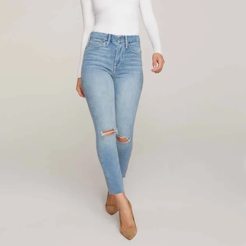 GOOD AMERICAN Good Waist Skinny Jeans